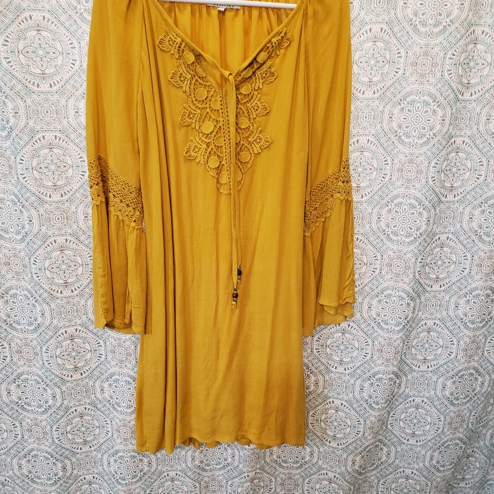 Dress - Picture 2 of 3